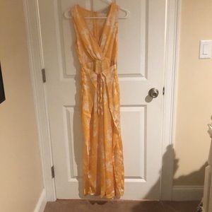 NWT FAVLUX YELLOW FLOWER PRINT JUMPSUIT